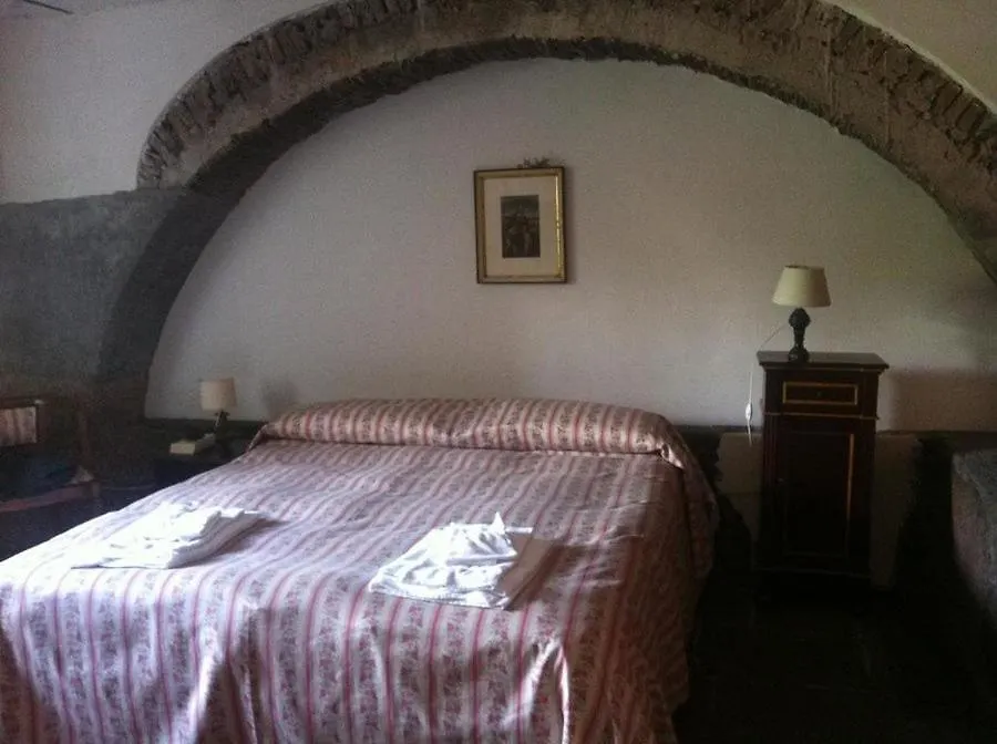 Villa la Rocca delle Rose Zafferana Etnea